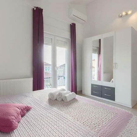 Apartmani Skelin***/**** Kaštela المظهر الخارجي الصورة