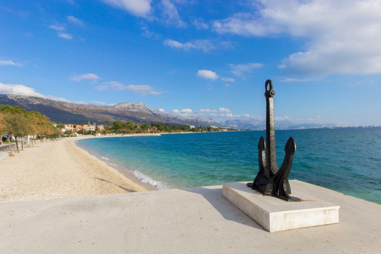 Apartmani Skelin***/**** Kaštela المظهر الخارجي الصورة