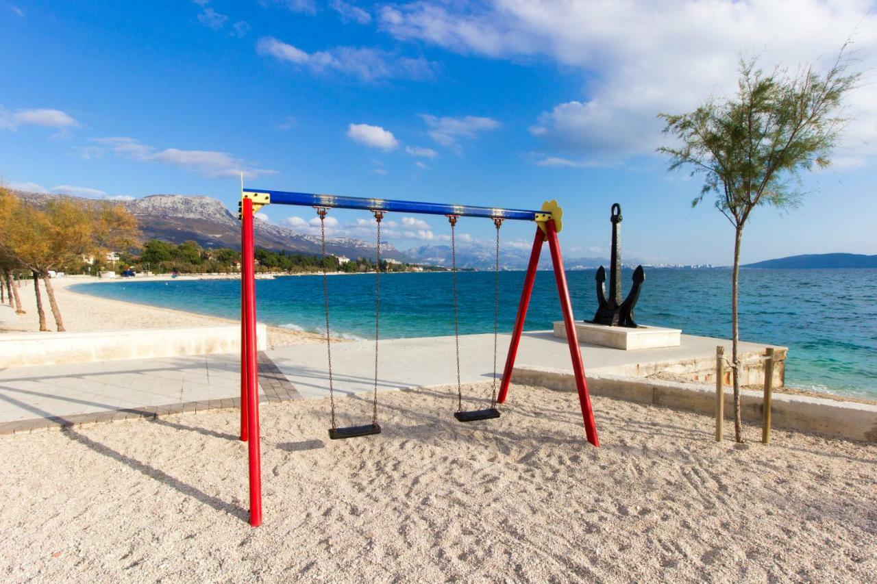 Apartmani Skelin***/**** Kaštela المظهر الخارجي الصورة